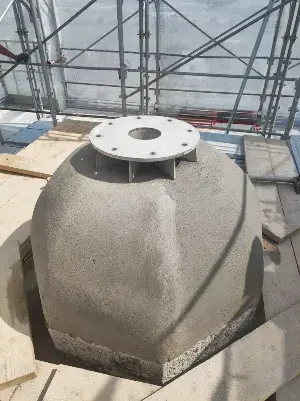 Consolidamento Campanile Treviolo - Bergamo - Fissaggio della statua