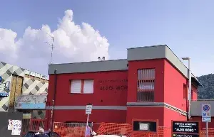 Rinforzi sismici bocciodromo - Concesio - Inizio lavori di ristrutturazione