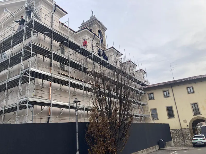 Consolidamento chiesa - Costa di Mezzate - Bergamo - Inizio intervento di restauro
